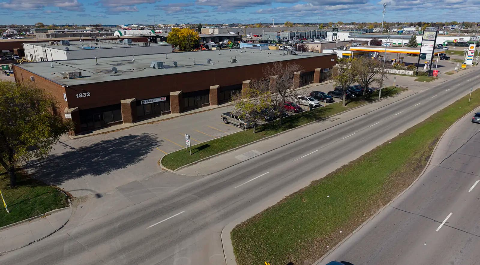 1832 King Edward Street - photo 4