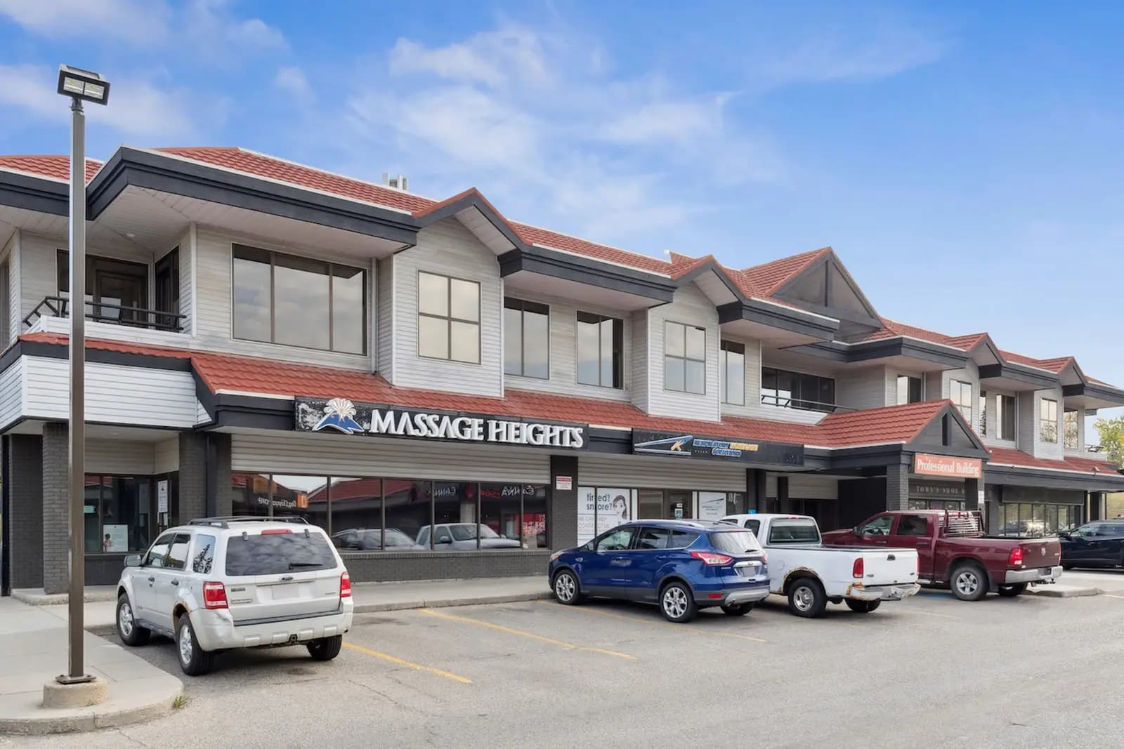 Crowfoot Village - photo 4