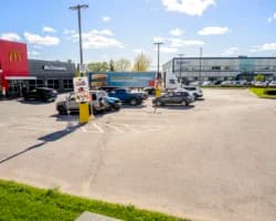 Bell MTS Call Centre Building - photo 2